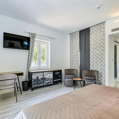 Captain' S Villa Boutique Hotel Veli Lošinj Buitenkant foto