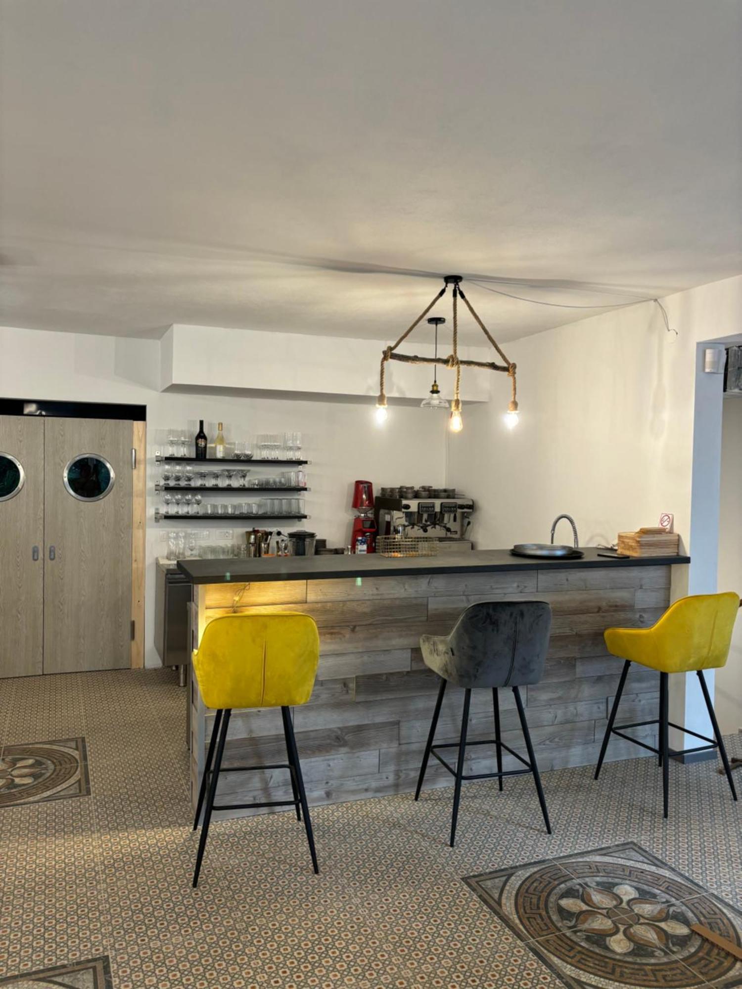 Captain' S Villa Boutique Hotel Veli Lošinj Buitenkant foto